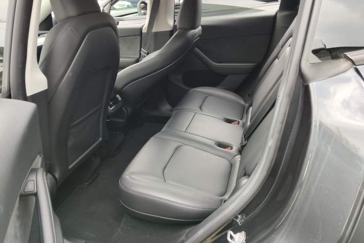 Used Tesla Model Y 2024 Rear-Wheel-Drive Version