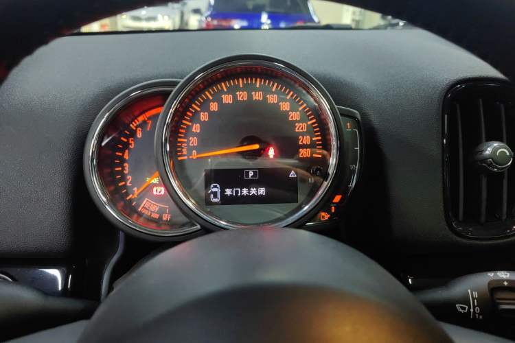 Used MINI Countryman 2019 1.5T COOPER ALL4 Classic Weekend Travel Edition
