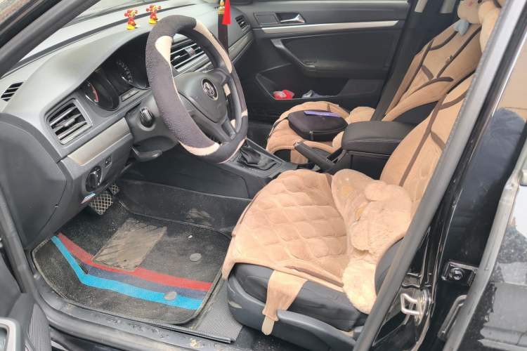 Used Volkswagen Lavida 2019 Lavida Start 1.5L Automatic Trendy Version China VI Standard Left Front Seat