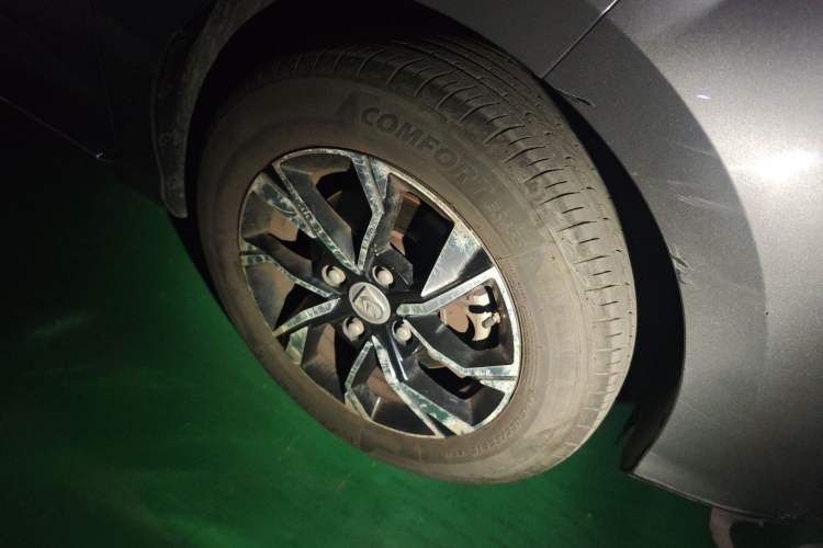 Used Baojun 360 2018 1.5L Manual Luxury Edition China V Right Front Wheel Hub