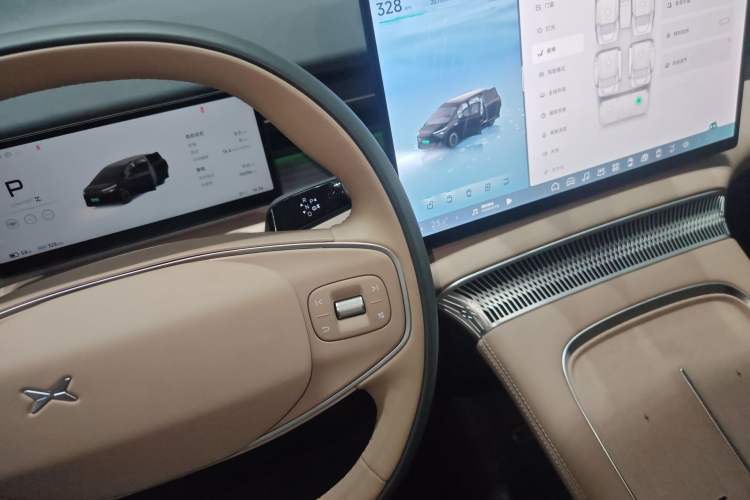 Used XPeng X9 2025 740 Ultra-Long Range Max Gear Lever