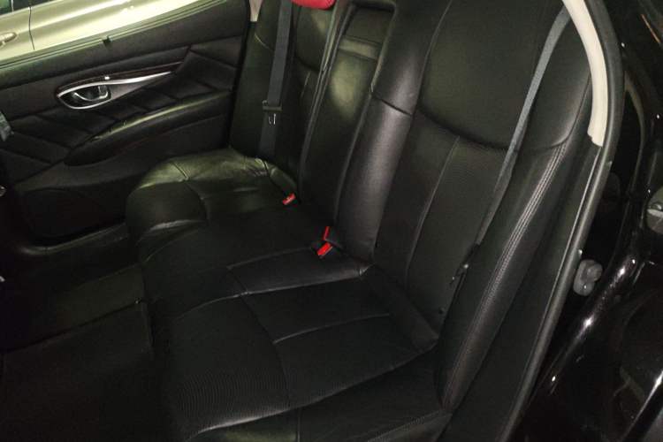 Used Infiniti Q70 2013 Q70L 2.5L Elegance Edition