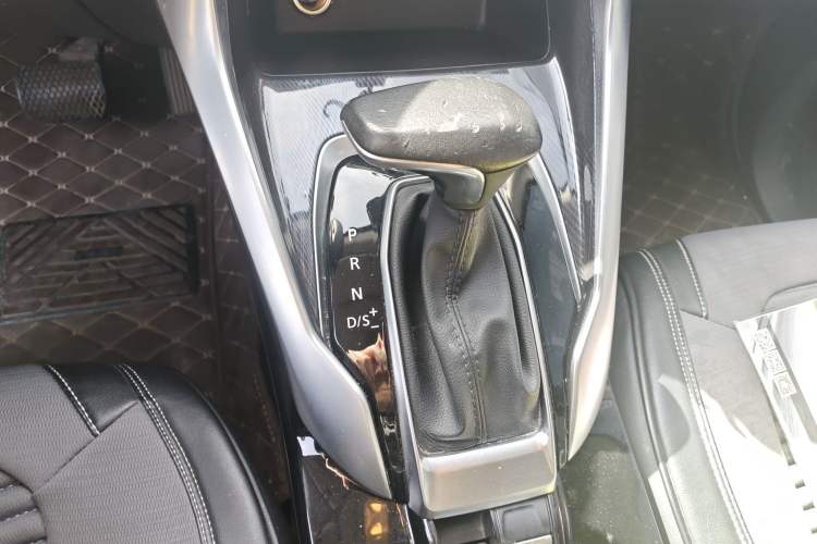 Used SAIC MAXUS G50 2022 1.5T Automatic Comfort Touring B