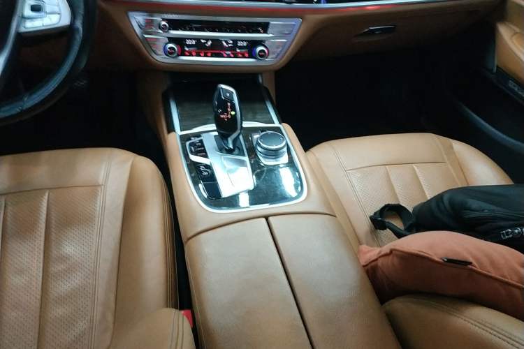 Used BMW 7 Series 2016 730Li Leading Model
