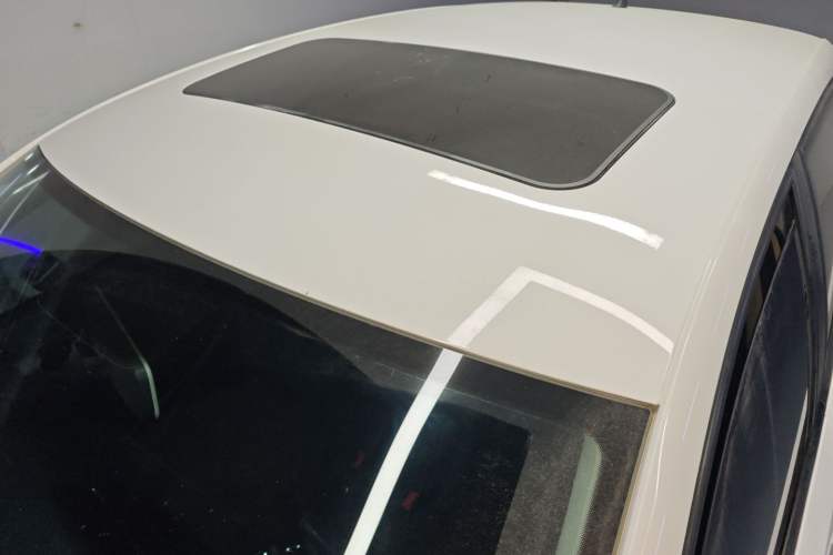 Used Volkswagen Polo 2016 1.6L Automatic Comfort Model Roof