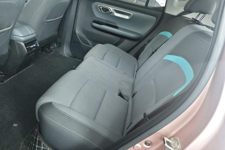 Used AION Y 2023 Younger
