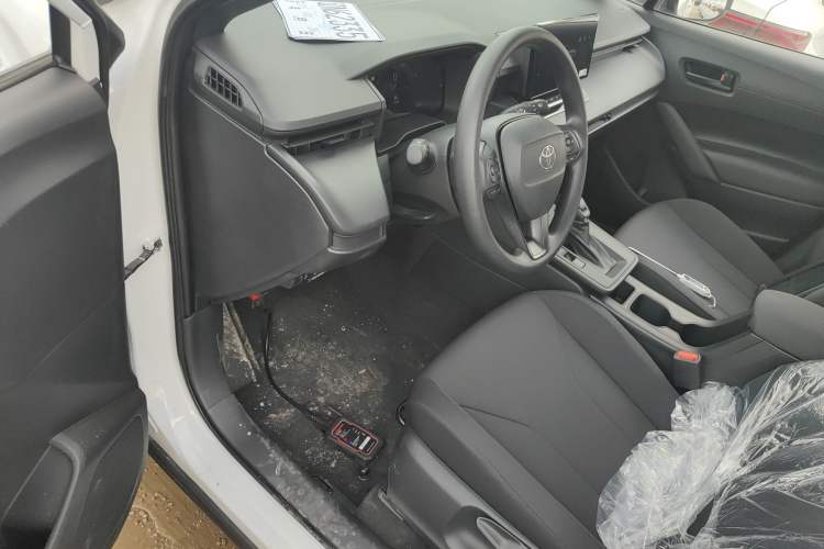 Used Toyota Corolla Cross 2026 Model 2.0L Pioneer Edition Driver Seat