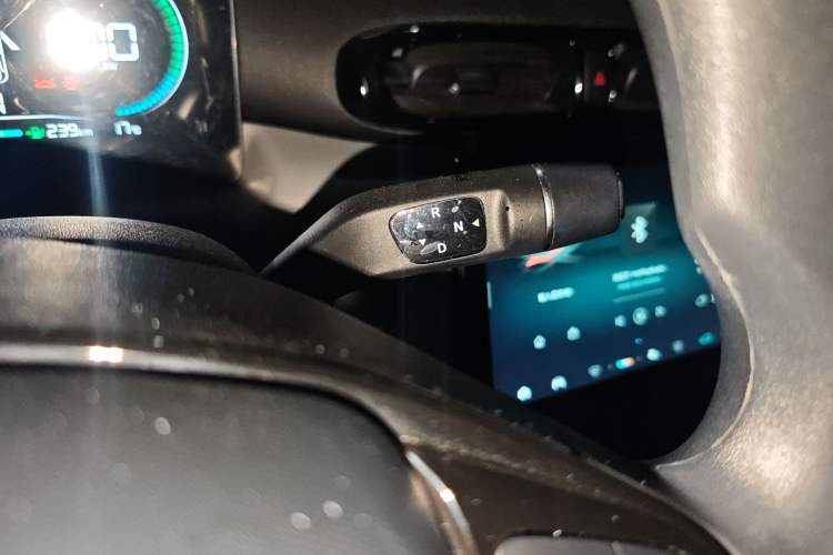 Used Leapmotor T03 2022 Glazed Edition Gear Lever