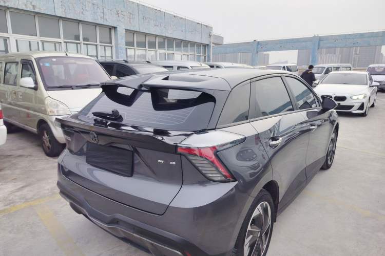 Used MG 4 EV 2023 415 km Range Sea-Faring Champion Edition