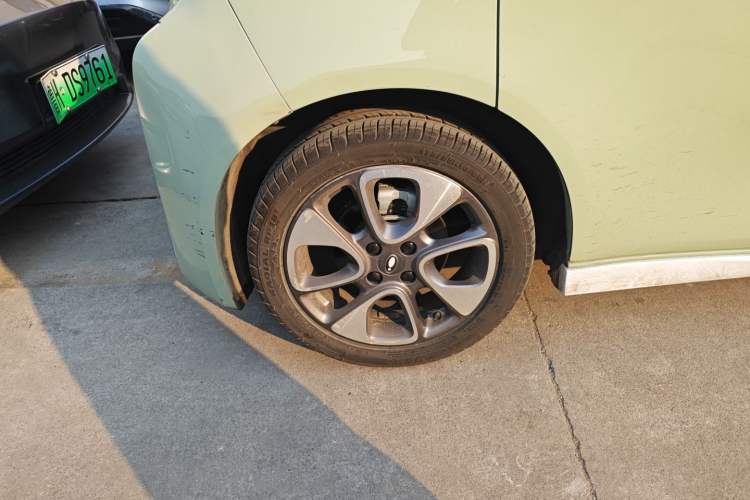 Used ORA White Cat 2022 Xiaoyue Mao Edition 401 km Flagship Model Lithium Ternary Right Rear Wheel Hub