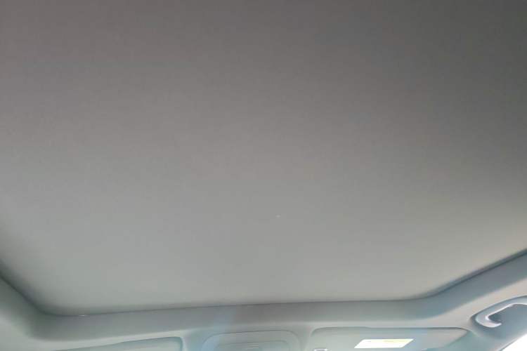 Used Cadillac XT4 2021 28T Two-Wheel Drive Leading Version Headliner