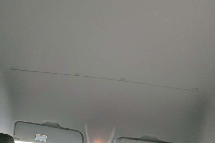 Used JMC Fushun 2024 2.0T Manual Diesel Short-Wheelbase Mid-Roof Commercial Utility MPV with 5 Seats