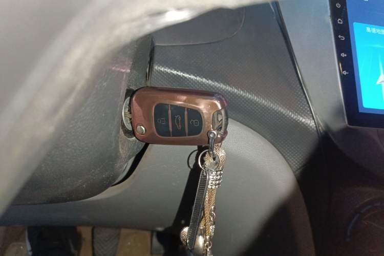 Used Hyundai Verna (older generation) 2014 1.4L Manual Smart GLS Trim