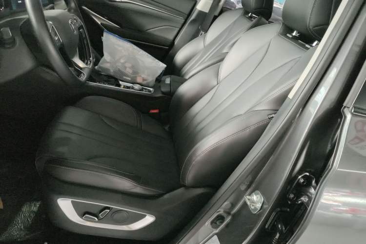 Used CHANGAN CS75 PLUS 2021 1.5T Automatic Luxury Version Left Front Seat