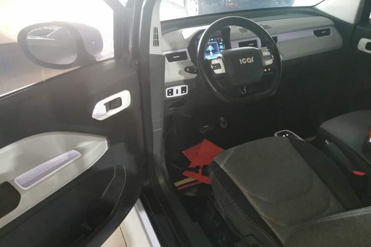 Used Chery QQ Ice Cream 2022 170km Sundae Phosphate Lithium-Ion