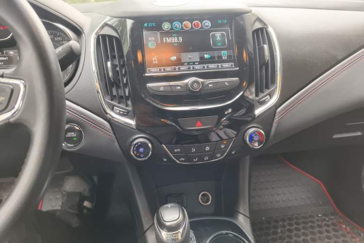 Used Chevrolet Cruze 2018 Redline 330T Dual-Clutch Flagship Edition
