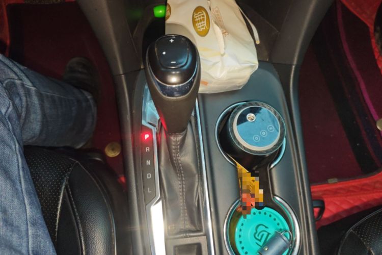 Used Chevrolet Equinox 2019 535T Automatic Lingjie Edition China VI Standard Gear Lever