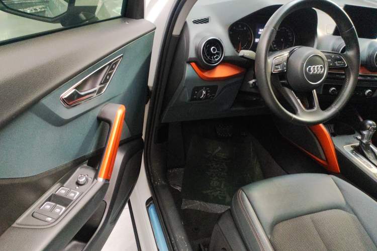 Used Audi Q2L 2018 35 TFSI Fashion Elegant Version China V Driver Seat