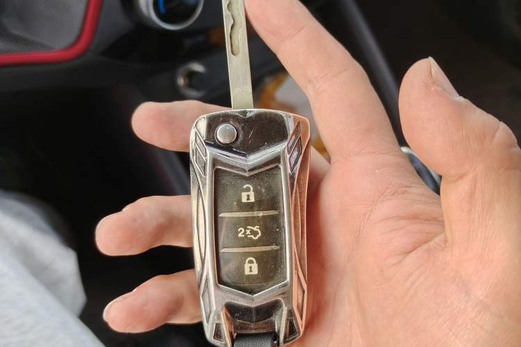 Used Changan CS55 2017 1.5T Manual Colorful Edition
