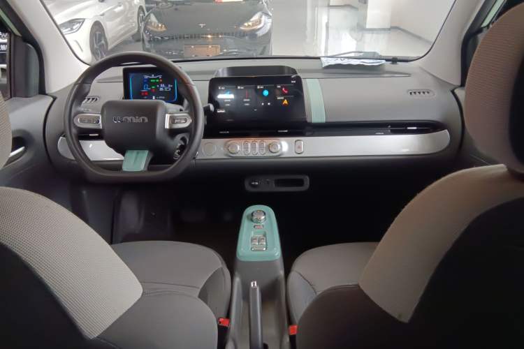 Used CHANGAN NEVO Lumin 2022 155 km – Refreshingly Sweet Edition Center Console