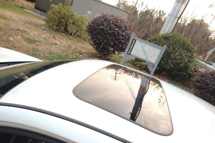 Used Infiniti Q50L 2018 2.0T Comfort Edition China VI Standard
