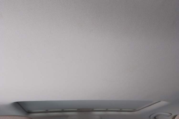 Used Volkswagen Jetta 2017 1.5L Manual Comfort Model Headliner