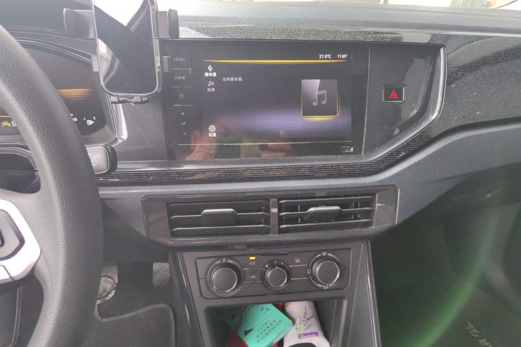 Used Volkswagen Lavida 2025 New Sharp 1.5L Outstanding New Edition Audio And AC Panel