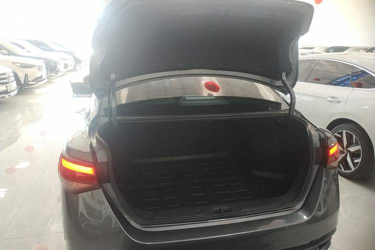 Used Nissan Sylphy 2023 Revised 1.6L CVT Enjoyment Edition
