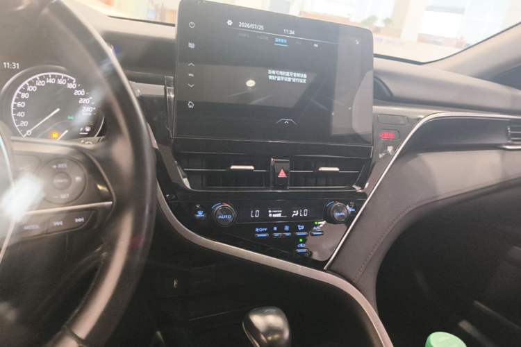 Used Toyota Camry 2021 2.0G Luxury Edition