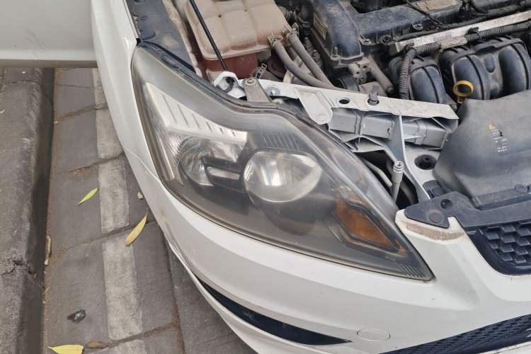 Used Ford Focus 2013 Hatchback Classic 1.8L Automatic Fashion Edition
