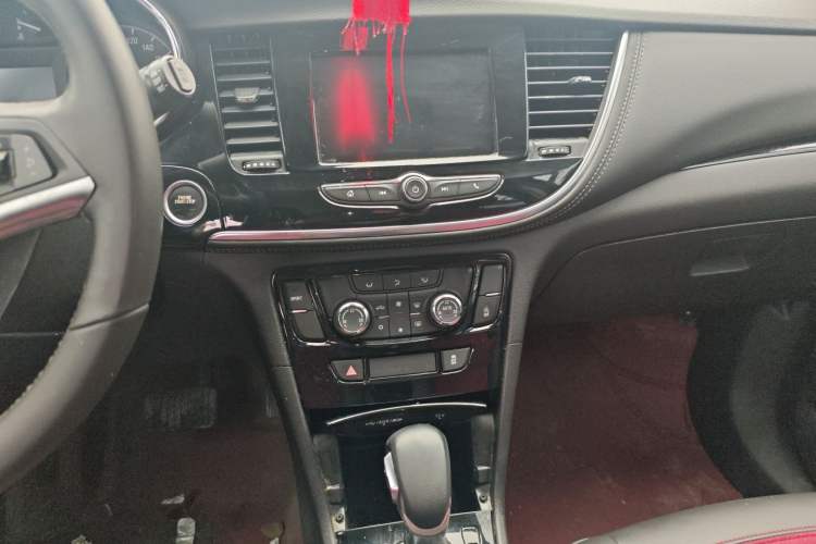 Used Buick Encore 2017 18T Automatic Two-Wheel Drive Urban Elite Model Audio And AC Panel