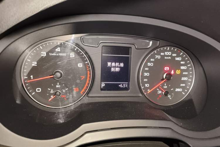 Used Audi Q3 2016 30 TFSI Fashion Model
