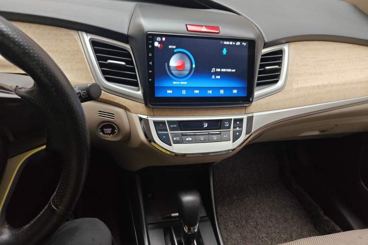 Used Honda Jade 2014 1.8L Automatic Comfort Elite Version 5 Seats