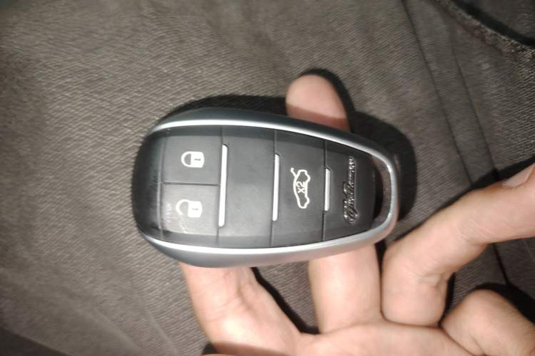 Used Alfa Romeo Giulia 2017 2.0T 280HP Luxury Edition
