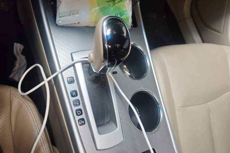 Used Nissan Teana 2016 Revised Version 2.0L XL Comfort Edition Gear Lever