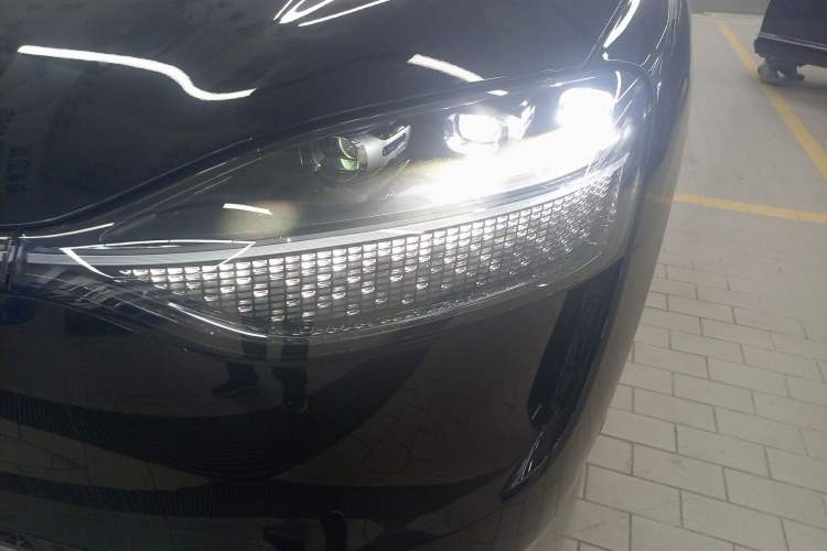 Used Hima AITO M9 2024 Range-Extended Ultra Version 42 kWh 6-Seater Model