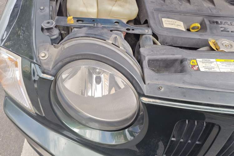 Used Jeep Compass 2010 2.4L four-wheel drive sport version
