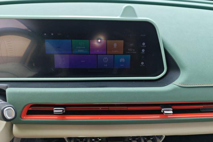 Used ORA Good Cat 2023 401 km Standard Range Premium Version Lithium Iron Phosphate