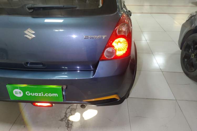 Used Suzuki Swift 2016 1.5L Automatic Fashionable Coolplay Edition
