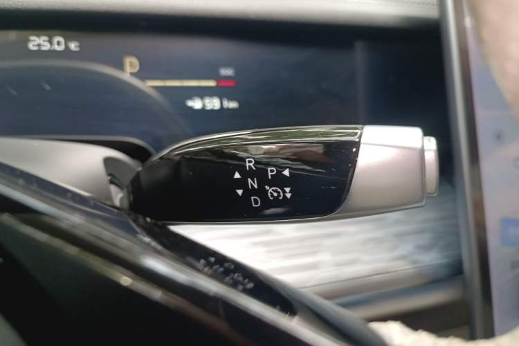 Used NETA S 2022 Pure Electric 715 km Range Rear-Wheel Drive Mid-Range Version