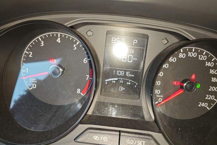 Used Volkswagen Gran Lavida 2017 1.6L Automatic Fashion Edition
