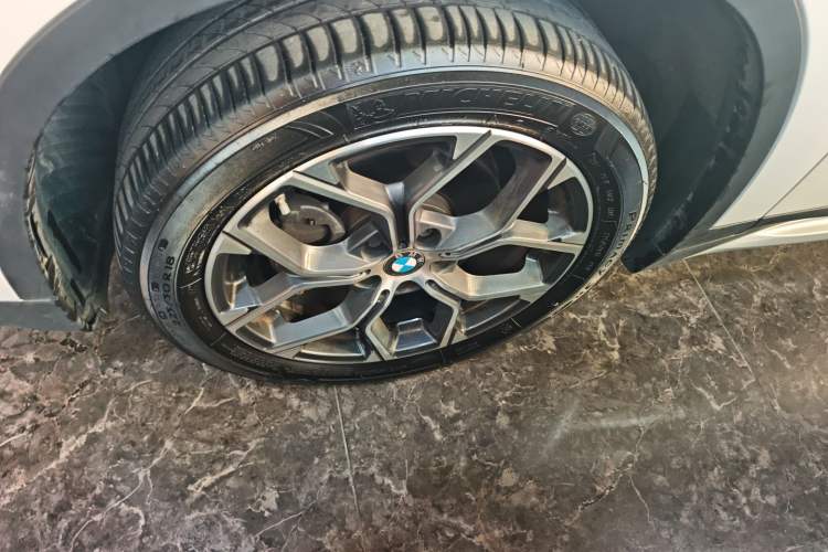 Used BMW X1 2022 sDrive20Li Fashion Model Left Front Wheel Hub