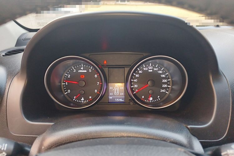 Used Haval H6 2016 Upgraded Model 1.5T Manual Two-Wheel Drive Elite Version
