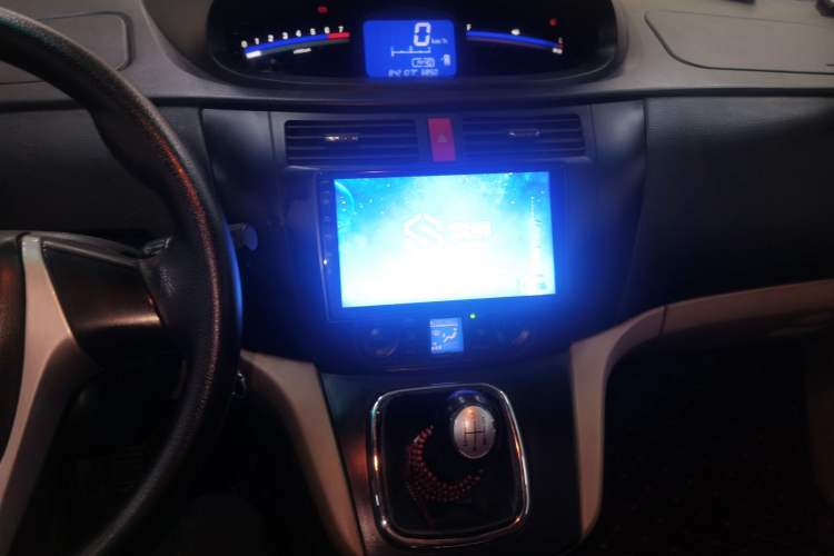 Used FORTHING Joyear SUV 2012 1.6L Luxury Model
