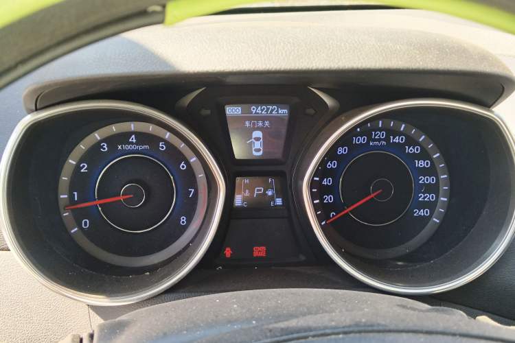 Used Hyundai Elantra (5th Generation / Langdong) 2013 1.6L Automatic Leading Model