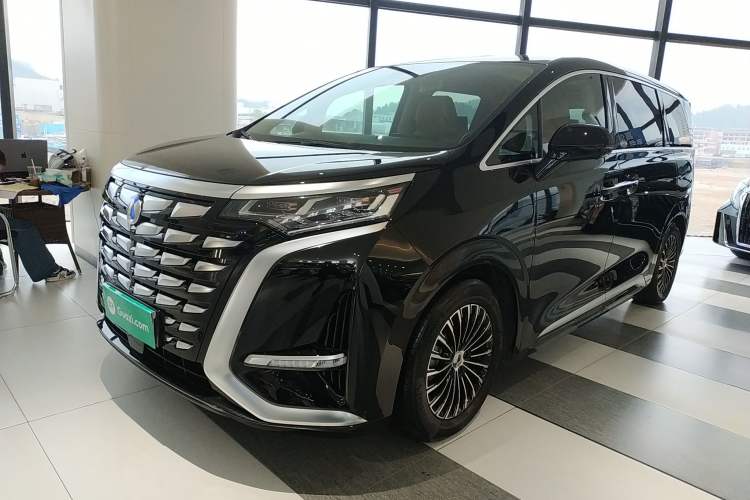 Used Denza D9 2024 DM-i 980 Four-Wheel Drive Prestige Model