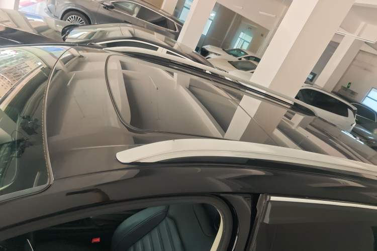 Used Ford Edge 2018 EcoBoost 245 Two-Wheel-Drive Titanium 7-Seater China V Standard
