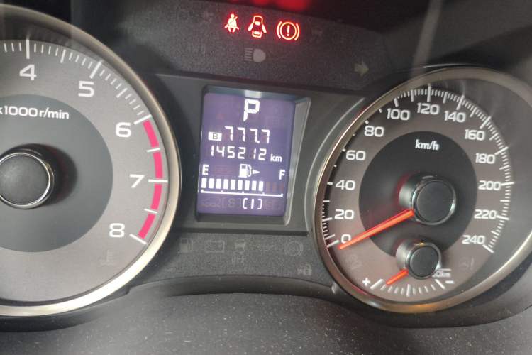 Used Subaru Forester 2014 2.5i Automatic Elite Edition Odometer Close Up