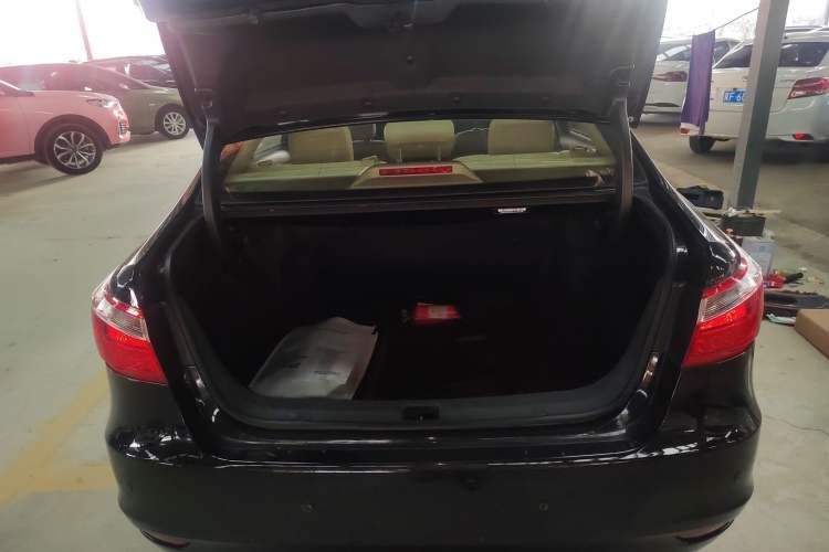 Used Changan Raeton 2017 1.5T Automatic Smart Enjoyment Deluxe Model
