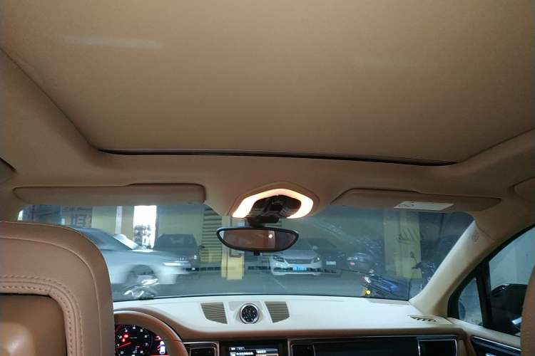 Used Porsche Macan 2014 Macan 2.0T
